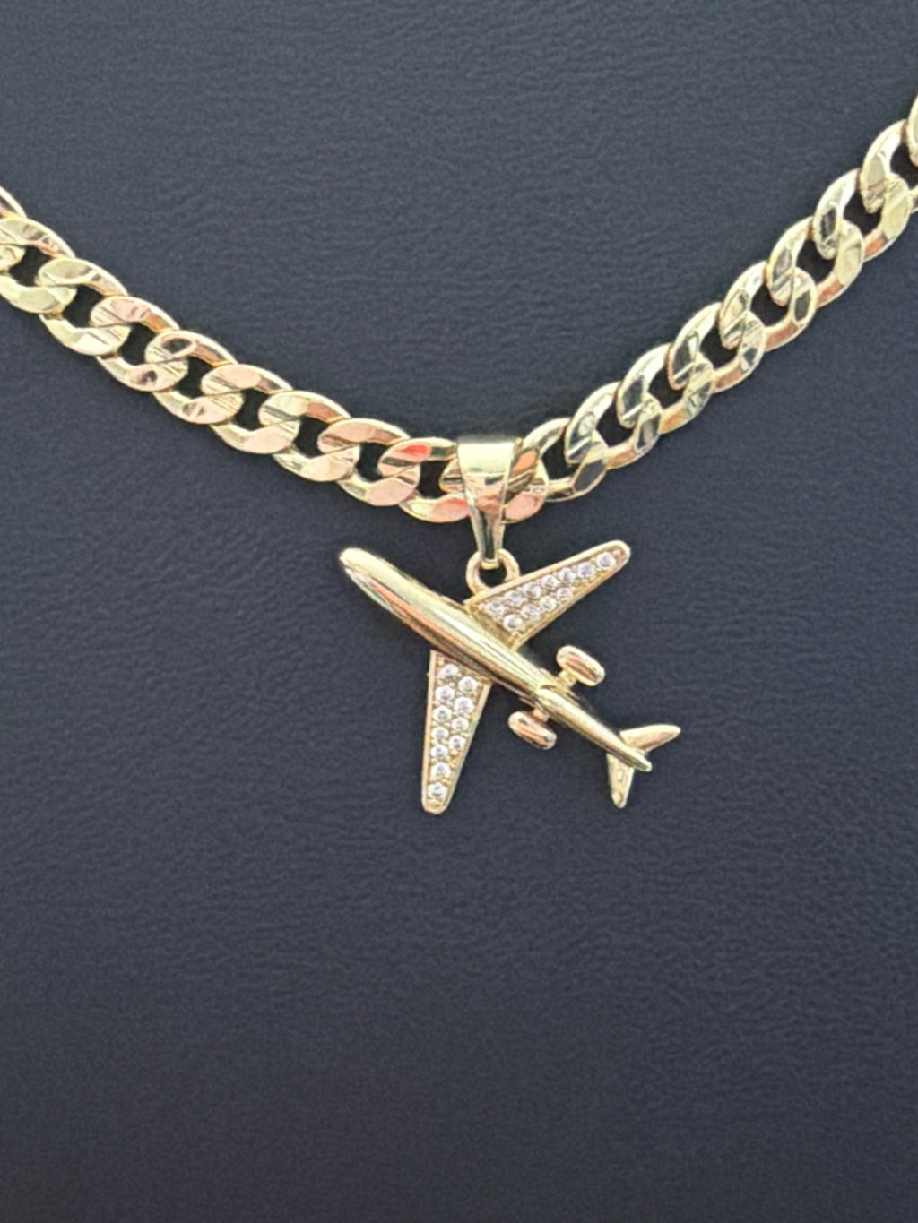 Airplane Chain